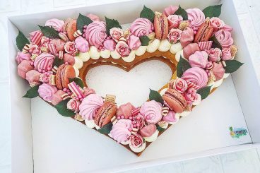 Shaped Cakes