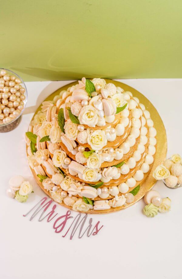 Wedding CAKE (2 Sizes Available) - Frudeco Miami