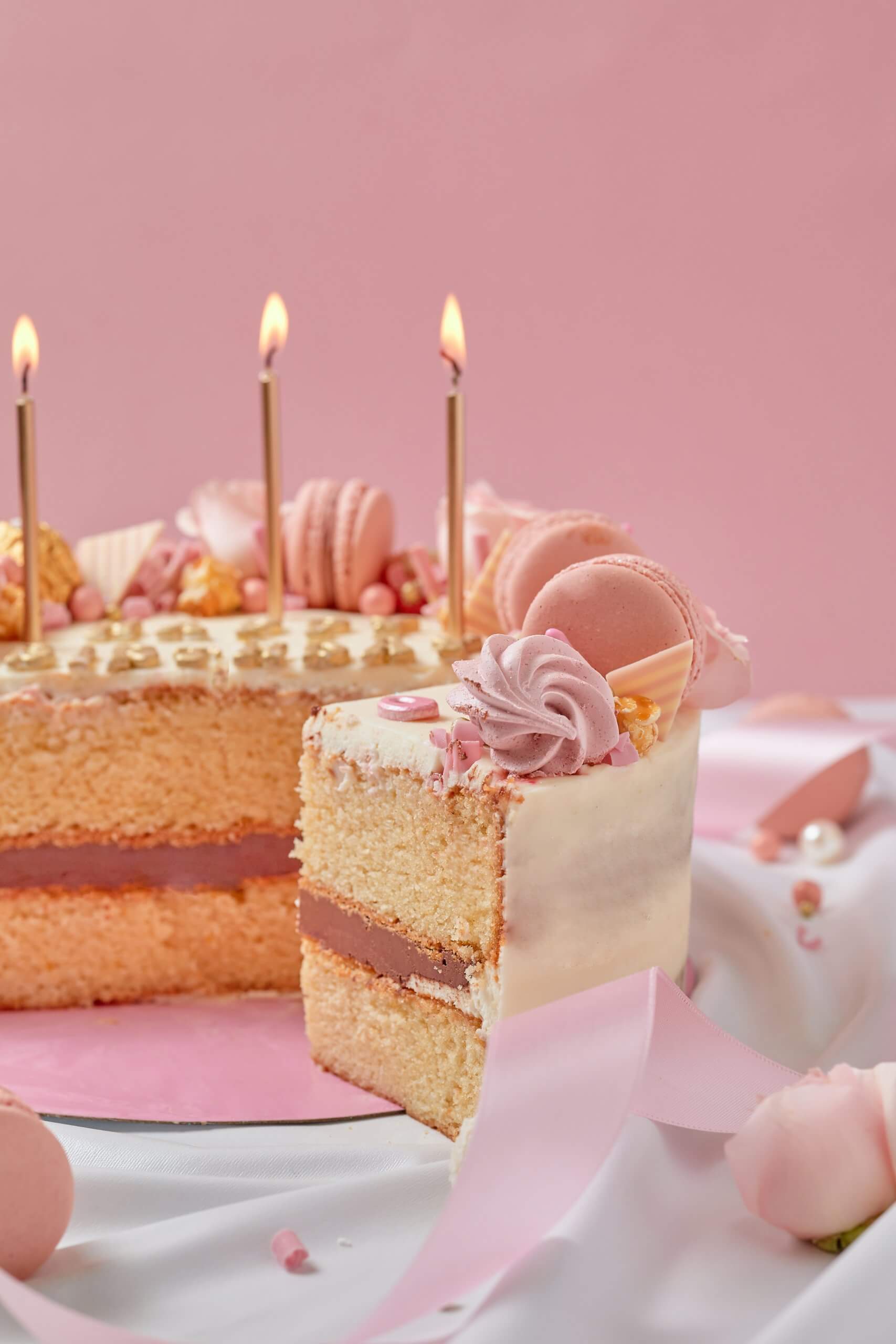 Pink & Gold Birthday Cake - Frudeco Miami