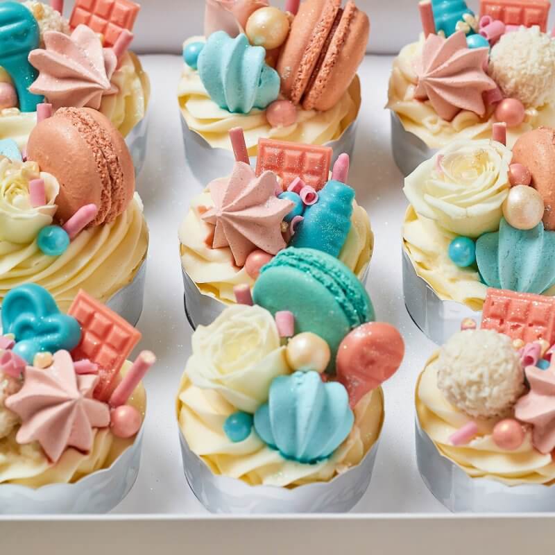 Cupcakes [12]