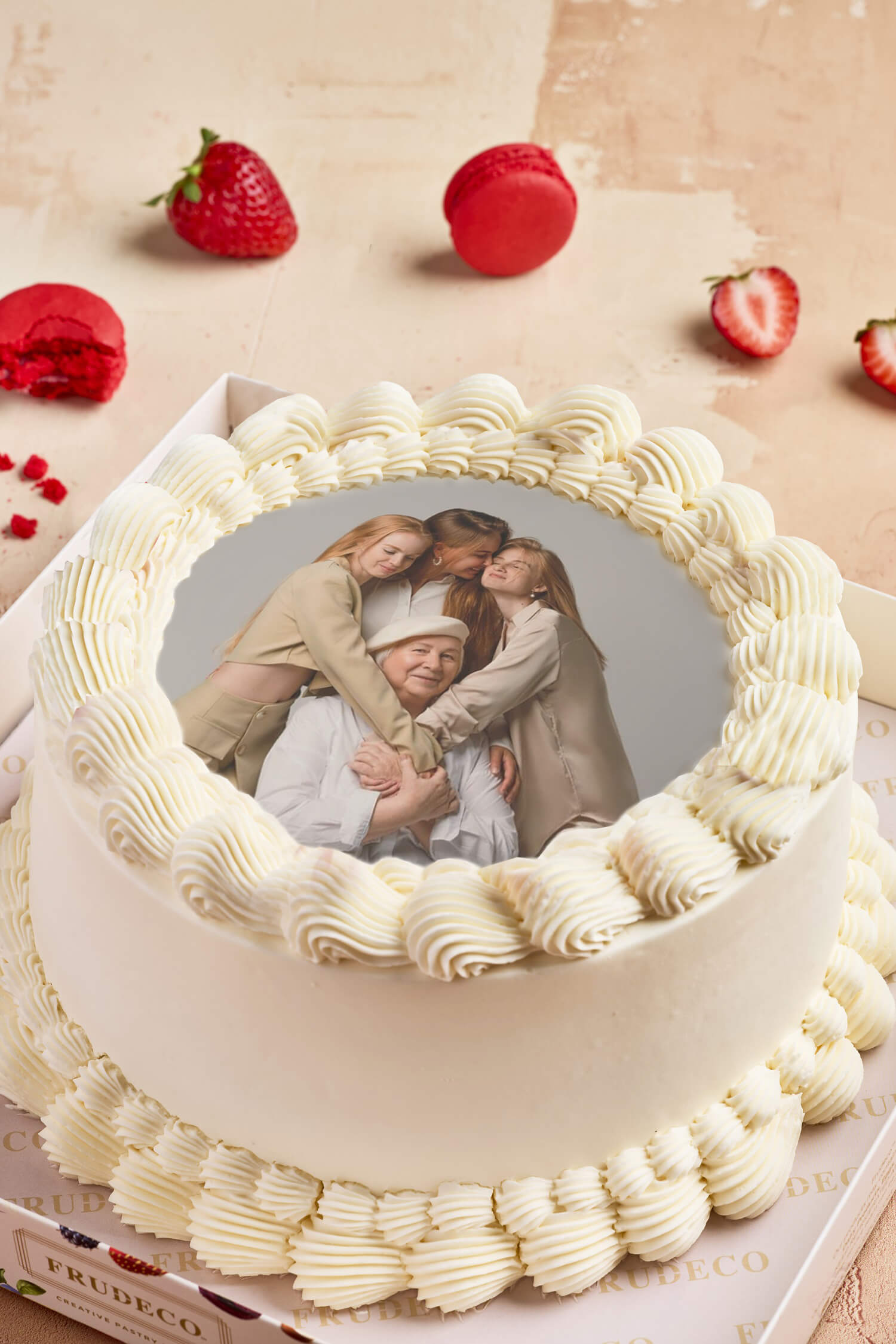 VINTAGE MOTHER CAKE