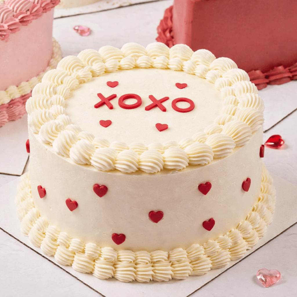 Valentine’s Day XOXO Cake