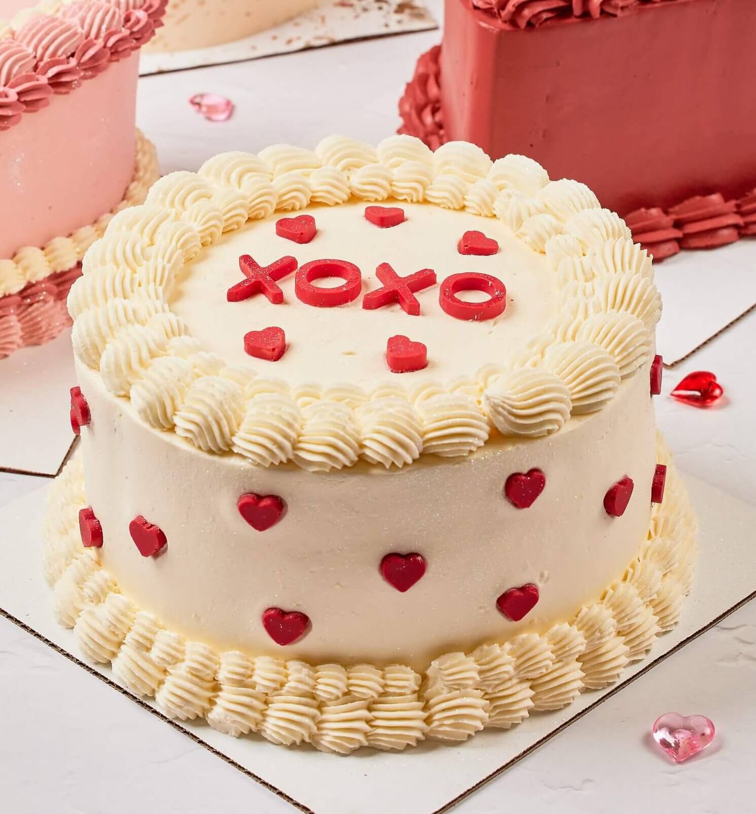 Valentine’s Day XOXO Cake